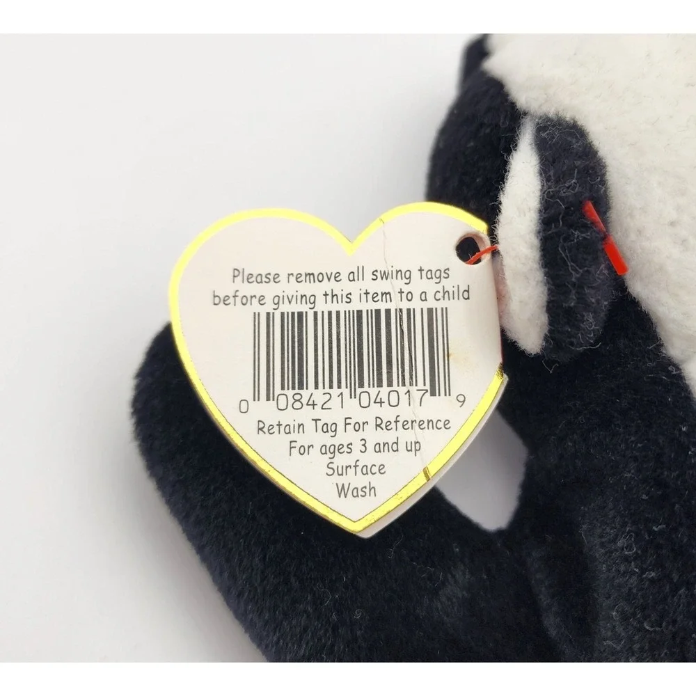 TY Beanie Baby - STINKY‎ the Skunk (8 inch)